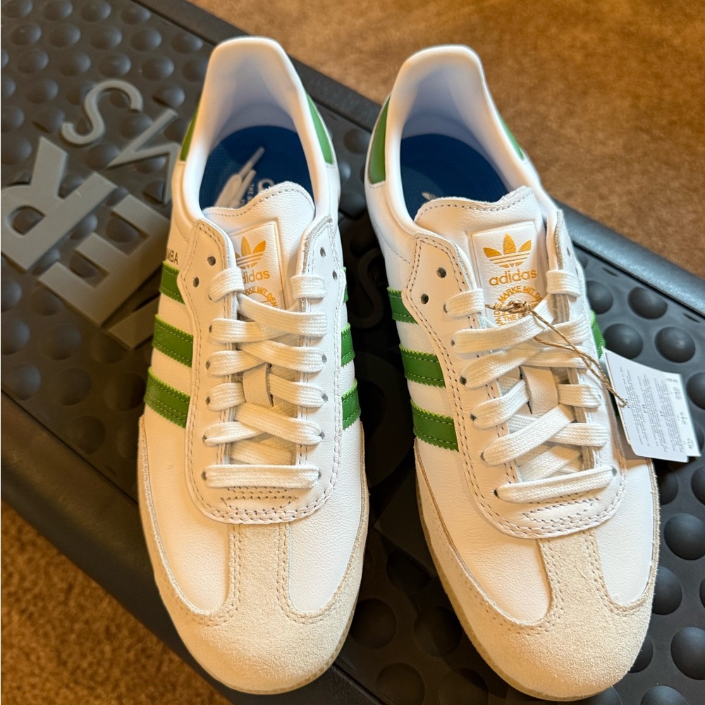 *NWT* ADIDAS Samba ADV Shoes size 7.5